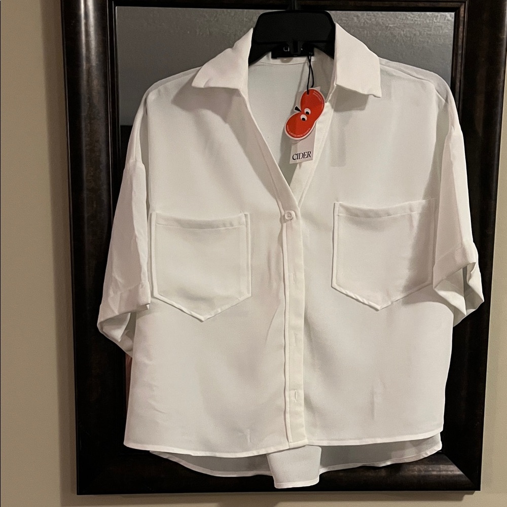 Cider White Button-Up Blouse